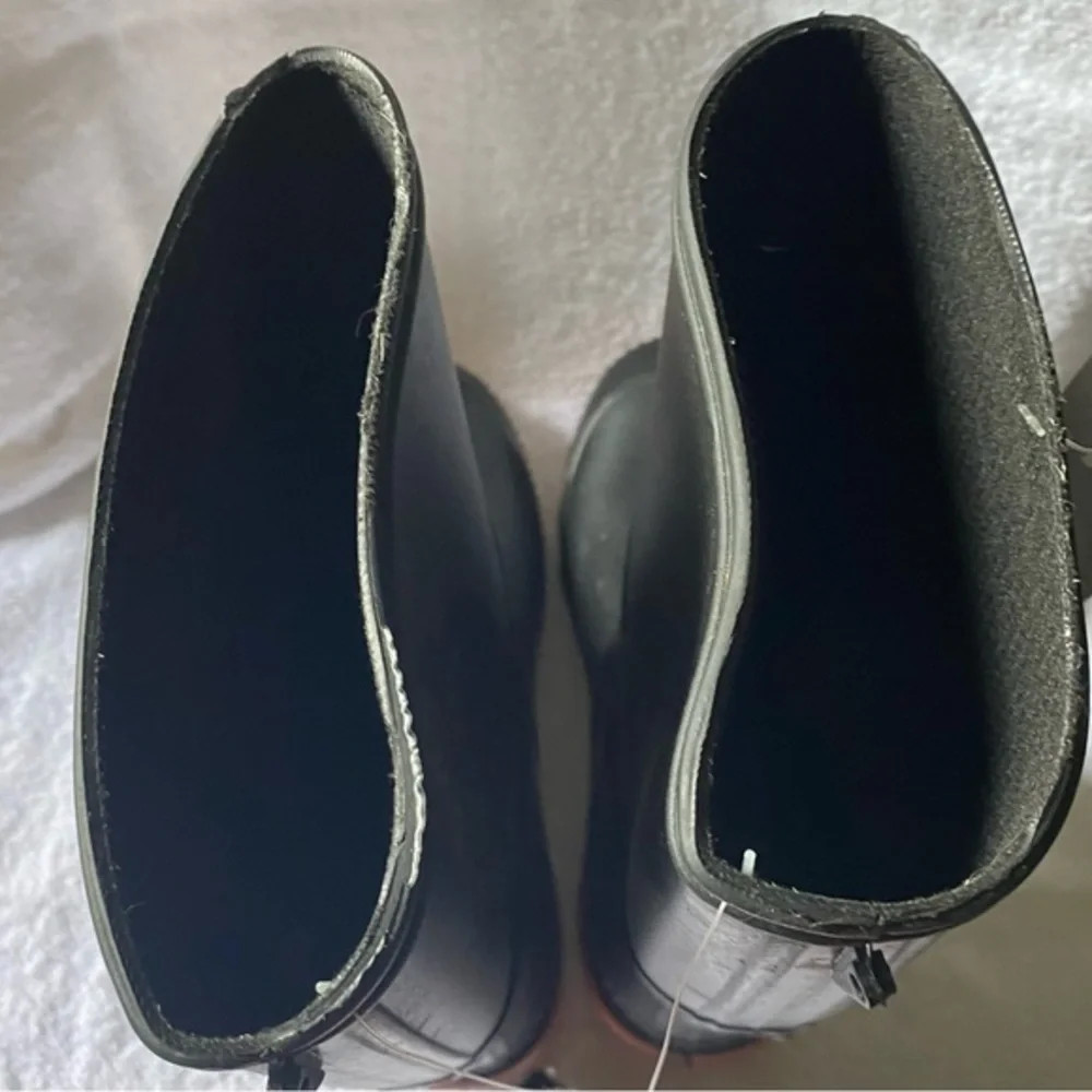 N/A boys black